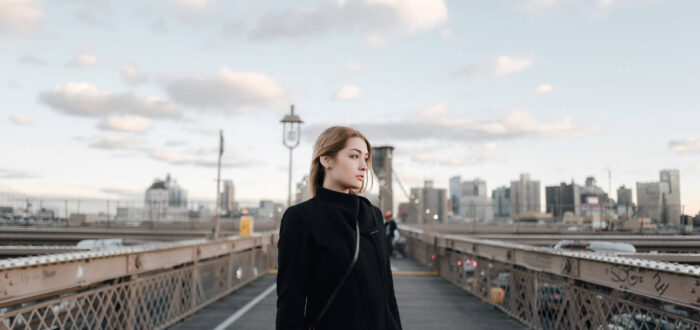 girl on a brooklyn bridge in New York