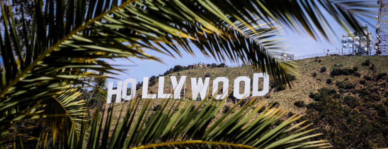 A Hollywood sign
